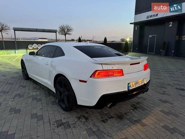 Белый Шевроле Камаро, объемом двигателя 3.56 л и пробегом 180 тыс. км за 13700 $, фото 9 на Automoto.ua