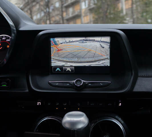 Шевроле Камаро 2016 в Харькове на Automoto.ua Белый Шевроле Камаро, объемом двигателя 2 л и пробегом 118 тыс. км за 16500 $, фото 18 на Automoto.ua