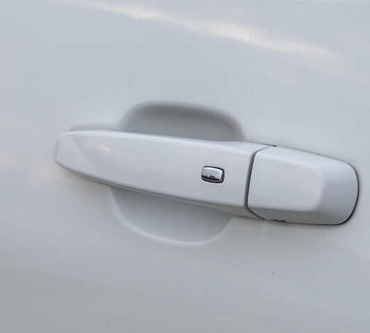 Шевроле Камаро 2016 в Харькове на Automoto.ua Белый Шевроле Камаро, объемом двигателя 2 л и пробегом 118 тыс. км за 16500 $, фото 24 на Automoto.ua