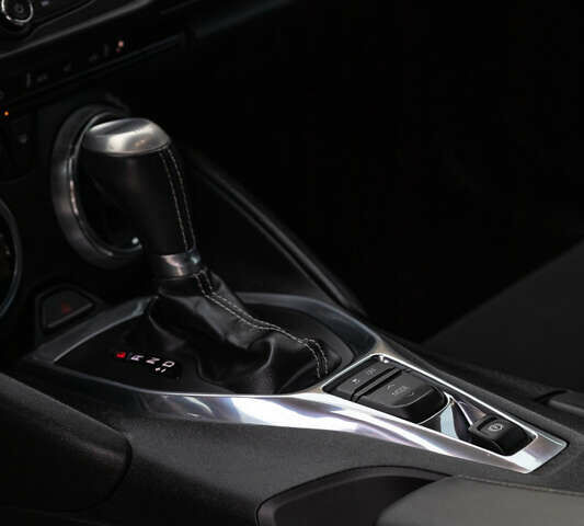 Шевроле Камаро 2016 в Харькове на Automoto.ua Белый Шевроле Камаро, объемом двигателя 2 л и пробегом 118 тыс. км за 16500 $, фото 16 на Automoto.ua