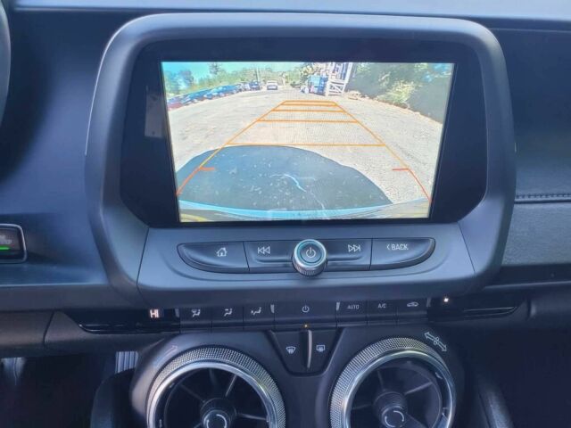 Білий Шевроле Камаро, об'ємом двигуна 2 л та пробігом 72 тис. км за 8900 $, фото 9 на Automoto.ua