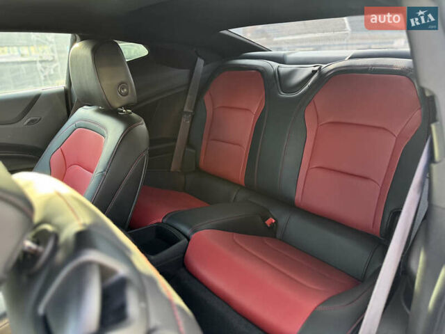 Белый Шевроле Камаро, объемом двигателя 2 л и пробегом 103 тыс. км за 18555 $, фото 28 на Automoto.ua