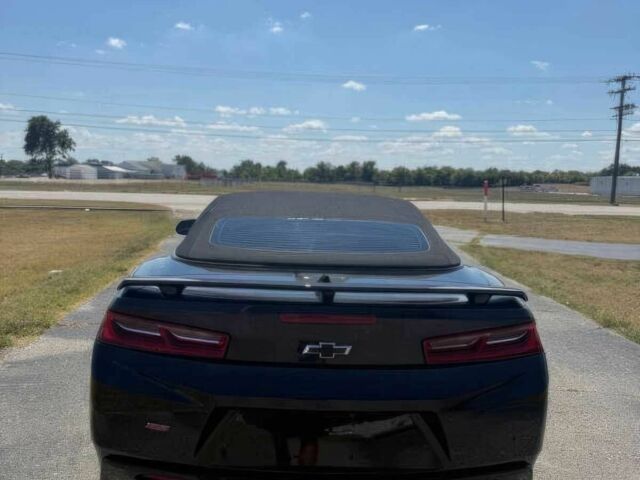 Белый Шевроле Камаро, объемом двигателя 6.2 л и пробегом 66 тыс. км за 12200 $, фото 6 на Automoto.ua