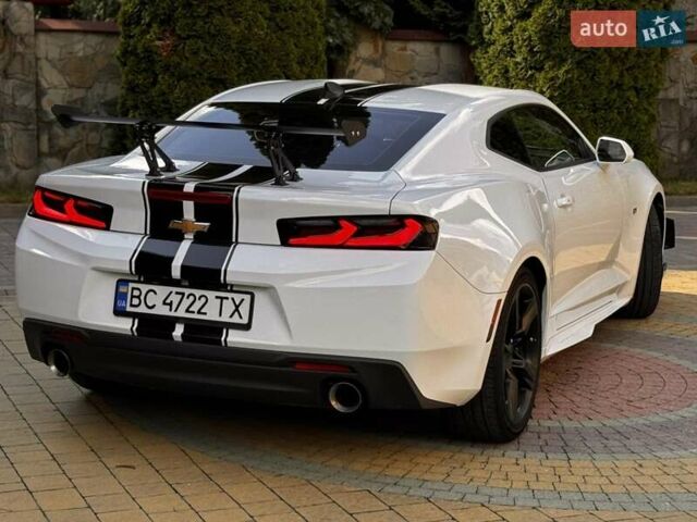 Білий Шевроле Камаро, об'ємом двигуна 2 л та пробігом 136 тис. км за 21500 $, фото 17 на Automoto.ua