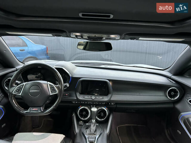 Белый Шевроле Камаро, объемом двигателя 6.16 л и пробегом 99 тыс. км за 23500 $, фото 7 на Automoto.ua