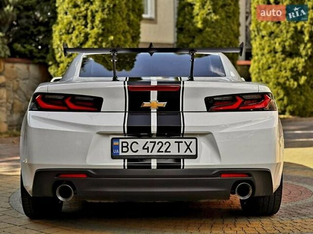 Білий Шевроле Камаро, об'ємом двигуна 2 л та пробігом 136 тис. км за 21500 $, фото 21 на Automoto.ua