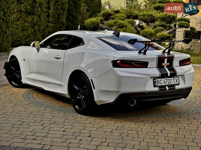 Білий Шевроле Камаро, об'ємом двигуна 2 л та пробігом 136 тис. км за 21500 $, фото 8 на Automoto.ua