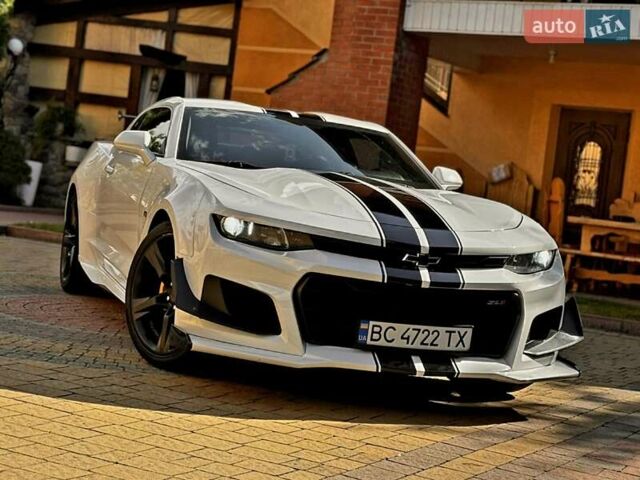Білий Шевроле Камаро, об'ємом двигуна 2 л та пробігом 136 тис. км за 21500 $, фото 13 на Automoto.ua