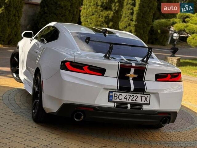 Білий Шевроле Камаро, об'ємом двигуна 2 л та пробігом 136 тис. км за 21500 $, фото 16 на Automoto.ua