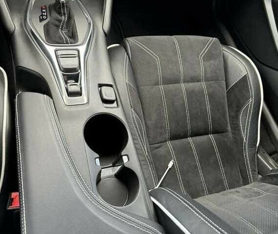 Белый Шевроле Камаро, объемом двигателя 2 л и пробегом 70 тыс. км за 10900 $, фото 11 на Automoto.ua