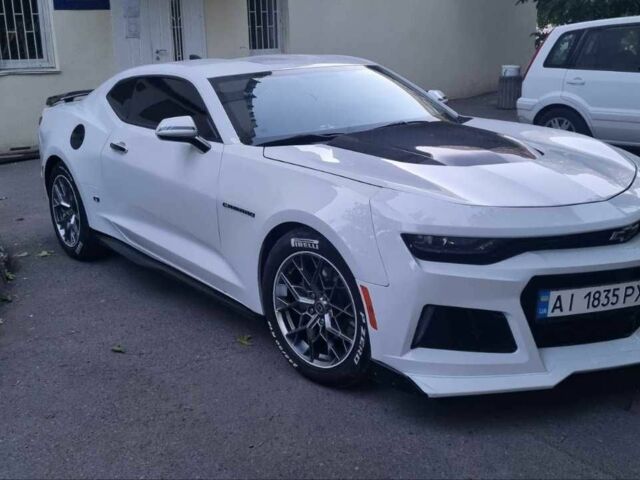 Белый Шевроле Камаро, объемом двигателя 2 л и пробегом 112 тыс. км за 18500 $, фото 4 на Automoto.ua