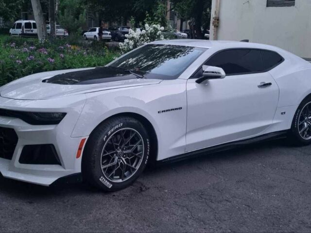 Белый Шевроле Камаро, объемом двигателя 2 л и пробегом 112 тыс. км за 18500 $, фото 13 на Automoto.ua