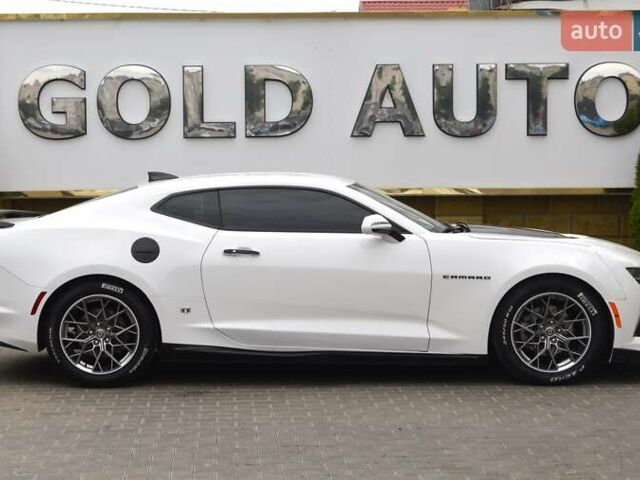 Белый Шевроле Камаро, объемом двигателя 2 л и пробегом 111 тыс. км за 19900 $, фото 14 на Automoto.ua