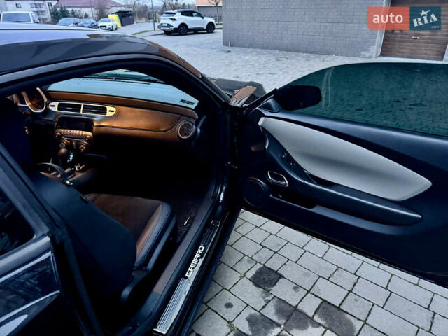 Черный Шевроле Камаро, объемом двигателя 3.6 л и пробегом 165 тыс. км за 16800 $, фото 36 на Automoto.ua