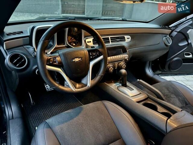 Черный Шевроле Камаро, объемом двигателя 3.56 л и пробегом 165 тыс. км за 14999 $, фото 8 на Automoto.ua