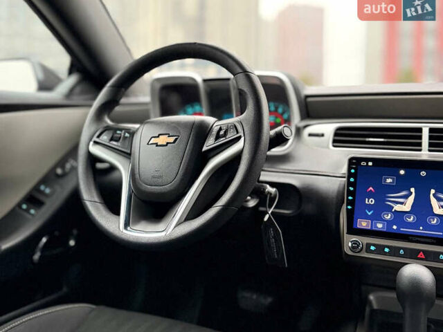 Черный Шевроле Камаро, объемом двигателя 3.6 л и пробегом 151 тыс. км за 13300 $, фото 32 на Automoto.ua