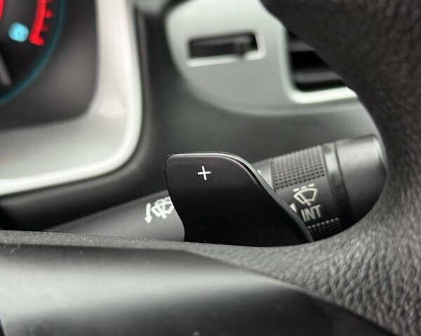 Черный Шевроле Камаро, объемом двигателя 3.6 л и пробегом 151 тыс. км за 13300 $, фото 25 на Automoto.ua