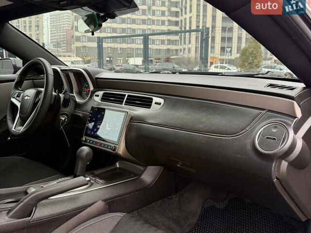 Черный Шевроле Камаро, объемом двигателя 3.6 л и пробегом 151 тыс. км за 13300 $, фото 28 на Automoto.ua