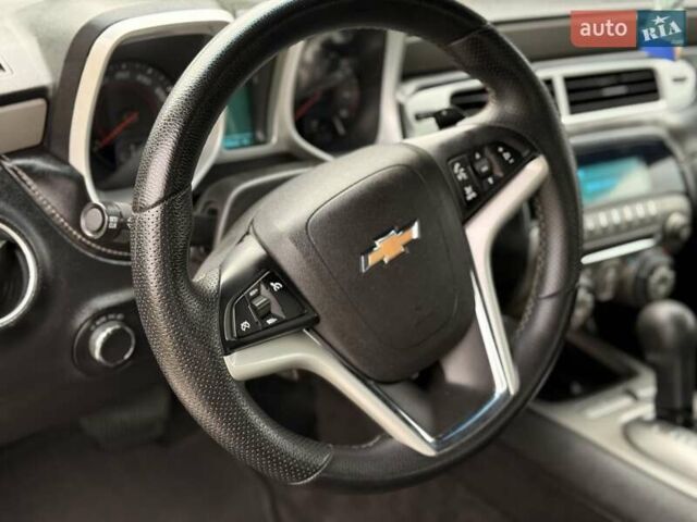 Чорний Шевроле Камаро, об'ємом двигуна 3.6 л та пробігом 196 тис. км за 14999 $, фото 16 на Automoto.ua