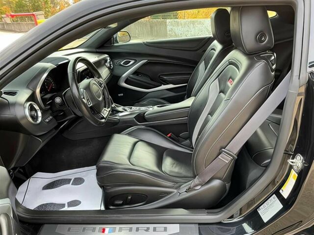 Черный Шевроле Камаро, объемом двигателя 6.2 л и пробегом 78 тыс. км за 5500 $, фото 7 на Automoto.ua