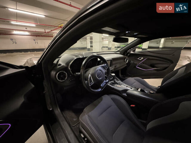 Чорний Шевроле Камаро, об'ємом двигуна 2 л та пробігом 175 тис. км за 17000 $, фото 12 на Automoto.ua