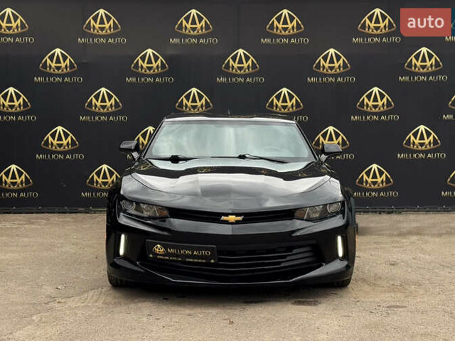 Черный Шевроле Камаро, объемом двигателя 3.6 л и пробегом 200 тыс. км за 16500 $, фото 1 на Automoto.ua