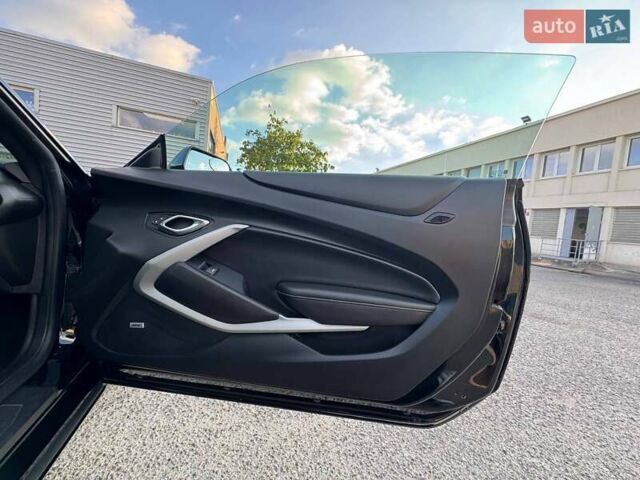 Шевроле Камаро 2016 в Киеве на Automoto.ua Черный Шевроле Камаро, объемом двигателя 2 л и пробегом 61 тыс. км за 21000 $, фото 15 на Automoto.ua