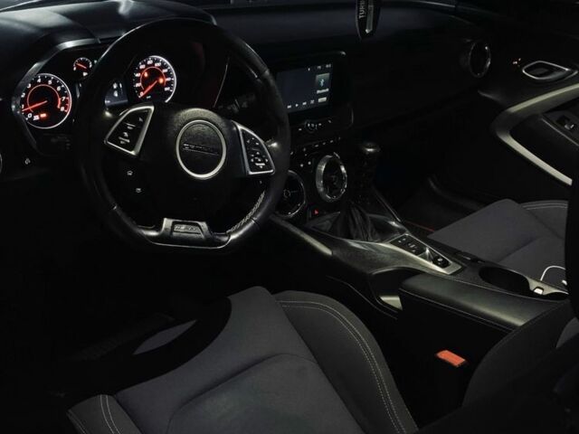 Чорний Шевроле Камаро, об'ємом двигуна 2 л та пробігом 126 тис. км за 14999 $, фото 8 на Automoto.ua