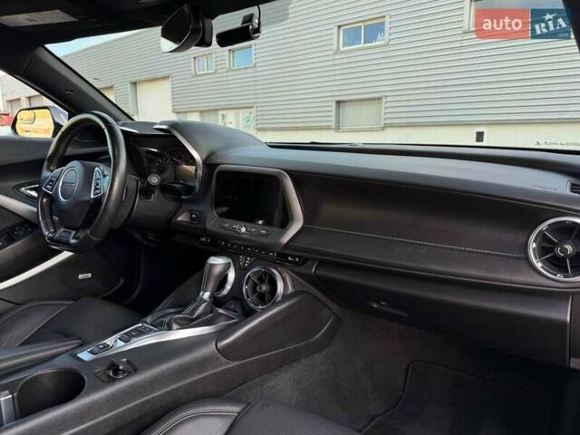 Шевроле Камаро 2016 в Киеве на Automoto.ua Черный Шевроле Камаро, объемом двигателя 2 л и пробегом 61 тыс. км за 21000 $, фото 9 на Automoto.ua