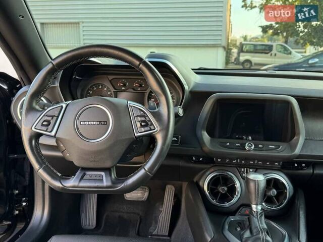 Шевроле Камаро 2016 в Киеве на Automoto.ua Черный Шевроле Камаро, объемом двигателя 2 л и пробегом 61 тыс. км за 21000 $, фото 7 на Automoto.ua