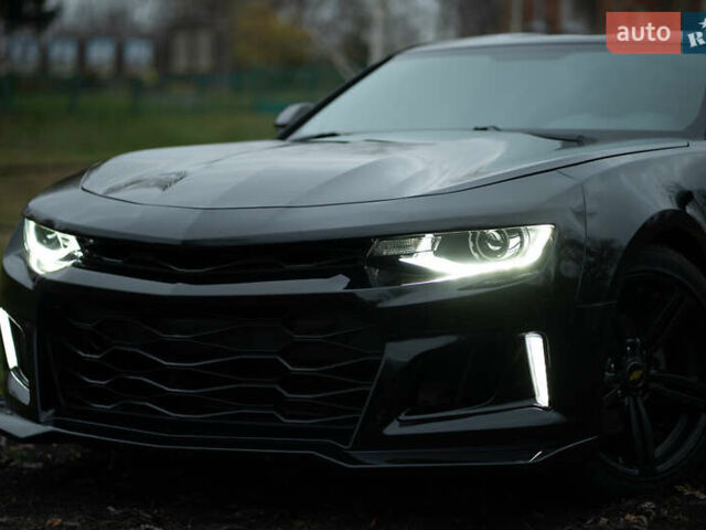 Черный Шевроле Камаро, объемом двигателя 3.64 л и пробегом 88 тыс. км за 17999 $, фото 6 на Automoto.ua