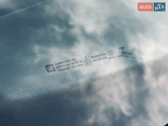 Черный Шевроле Камаро, объемом двигателя 2 л и пробегом 45 тыс. км за 14000 $, фото 11 на Automoto.ua