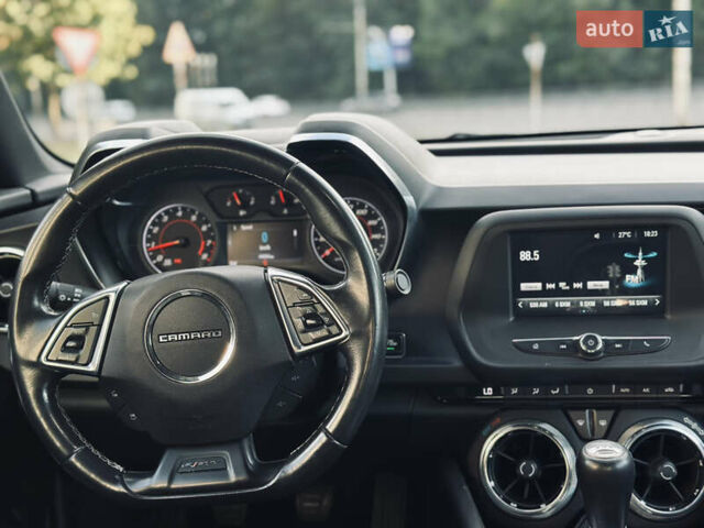 Черный Шевроле Камаро, объемом двигателя 2 л и пробегом 45 тыс. км за 14000 $, фото 20 на Automoto.ua