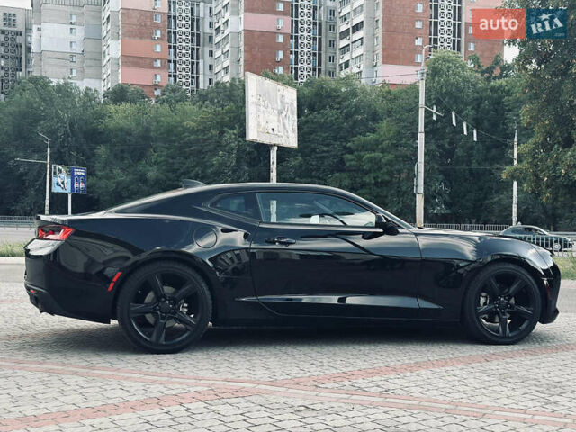 Черный Шевроле Камаро, объемом двигателя 2 л и пробегом 45 тыс. км за 14000 $, фото 4 на Automoto.ua