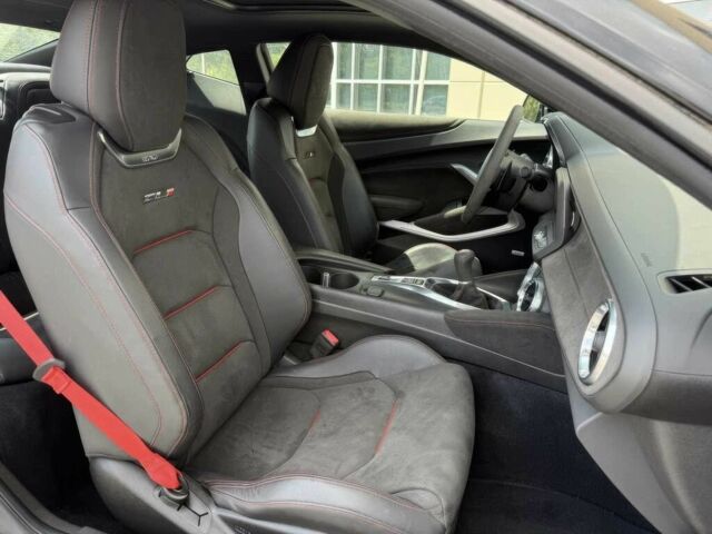 Чорний Шевроле Камаро, об'ємом двигуна 6.2 л та пробігом 37 тис. км за 5500 $, фото 8 на Automoto.ua