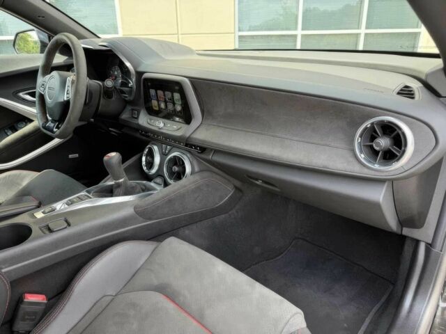 Чорний Шевроле Камаро, об'ємом двигуна 6.2 л та пробігом 37 тис. км за 5500 $, фото 6 на Automoto.ua