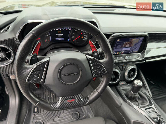 Черный Шевроле Камаро, объемом двигателя 6.2 л и пробегом 45 тыс. км за 39900 $, фото 13 на Automoto.ua