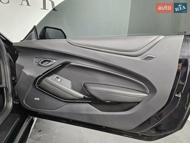 Черный Шевроле Камаро, объемом двигателя 6.16 л и пробегом 29 тыс. км за 52999 $, фото 23 на Automoto.ua