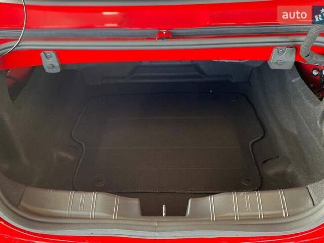 Красный Шевроле Камаро, объемом двигателя 2 л и пробегом 3 тыс. км за 77777 $, фото 38 на Automoto.ua