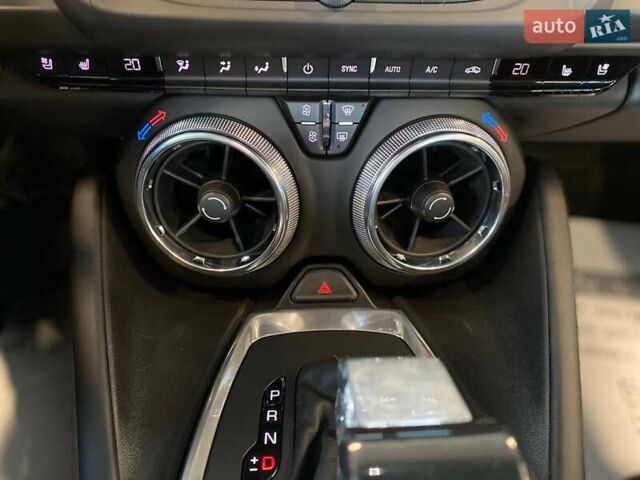 Красный Шевроле Камаро, объемом двигателя 2 л и пробегом 3 тыс. км за 77777 $, фото 16 на Automoto.ua