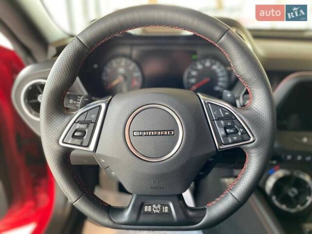 Красный Шевроле Камаро, объемом двигателя 2 л и пробегом 3 тыс. км за 77777 $, фото 11 на Automoto.ua