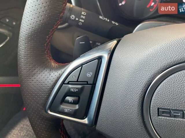 Красный Шевроле Камаро, объемом двигателя 2 л и пробегом 3 тыс. км за 77777 $, фото 14 на Automoto.ua