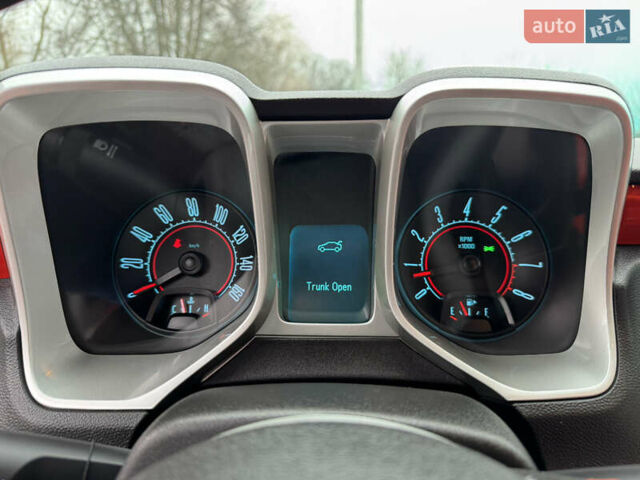 Красный Шевроле Камаро, объемом двигателя 3.56 л и пробегом 99 тыс. км за 12600 $, фото 38 на Automoto.ua