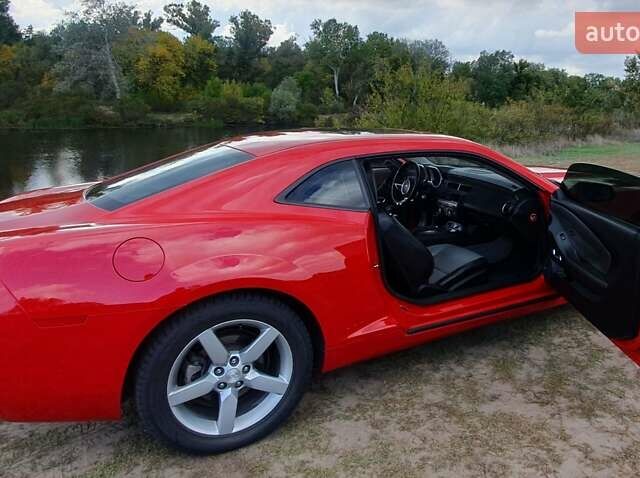 Червоний Шевроле Камаро, об'ємом двигуна 3.6 л та пробігом 130 тис. км за 15500 $, фото 16 на Automoto.ua