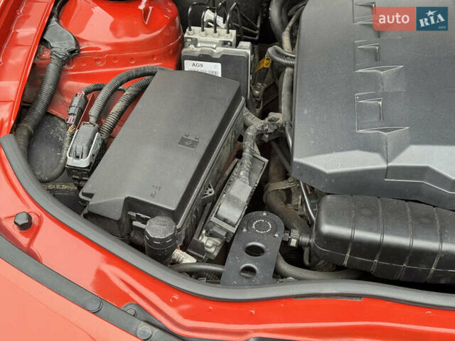 Красный Шевроле Камаро, объемом двигателя 3.56 л и пробегом 99 тыс. км за 12600 $, фото 56 на Automoto.ua