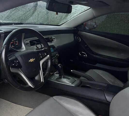 Красный Шевроле Камаро, объемом двигателя 3.56 л и пробегом 134 тыс. км за 11500 $, фото 7 на Automoto.ua