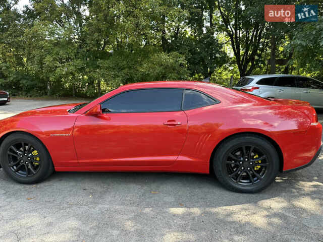 Красный Шевроле Камаро, объемом двигателя 3.6 л и пробегом 300 тыс. км за 11700 $, фото 4 на Automoto.ua