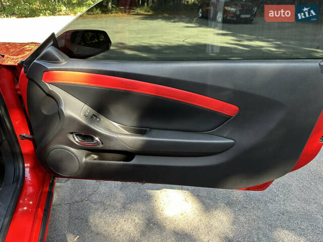 Красный Шевроле Камаро, объемом двигателя 3.6 л и пробегом 300 тыс. км за 11700 $, фото 9 на Automoto.ua