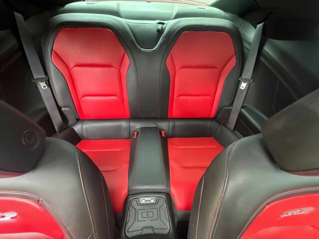 Красный Шевроле Камаро, объемом двигателя 6.2 л и пробегом 70 тыс. км за 10300 $, фото 11 на Automoto.ua