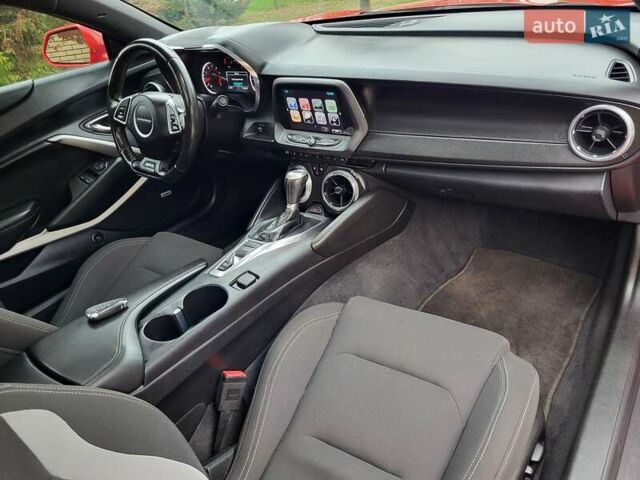 Красный Шевроле Камаро, объемом двигателя 3.64 л и пробегом 44 тыс. км за 16999 $, фото 13 на Automoto.ua